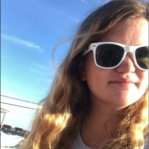 Meet your Posher, Deanna